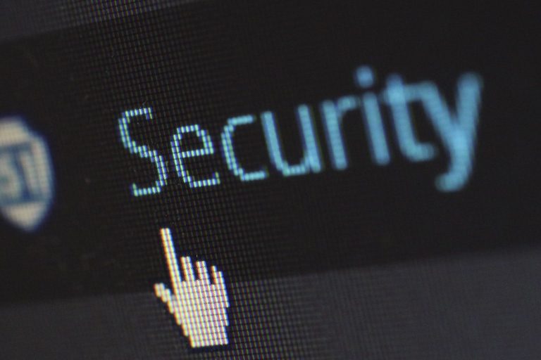 cyber-security-cybersecurity-device-60504-1920×960 security