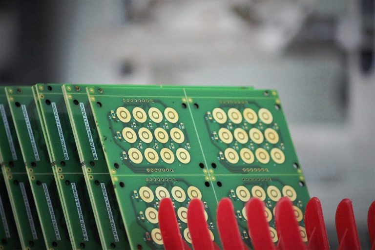 pcb-2655765_1280
